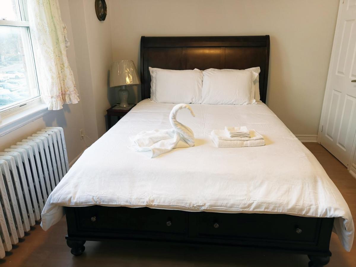 Апартаменты Cozy Private Rm Heart Of North York Free Parking Full Kitchen Close To Downtown Торонто Экстерьер фото