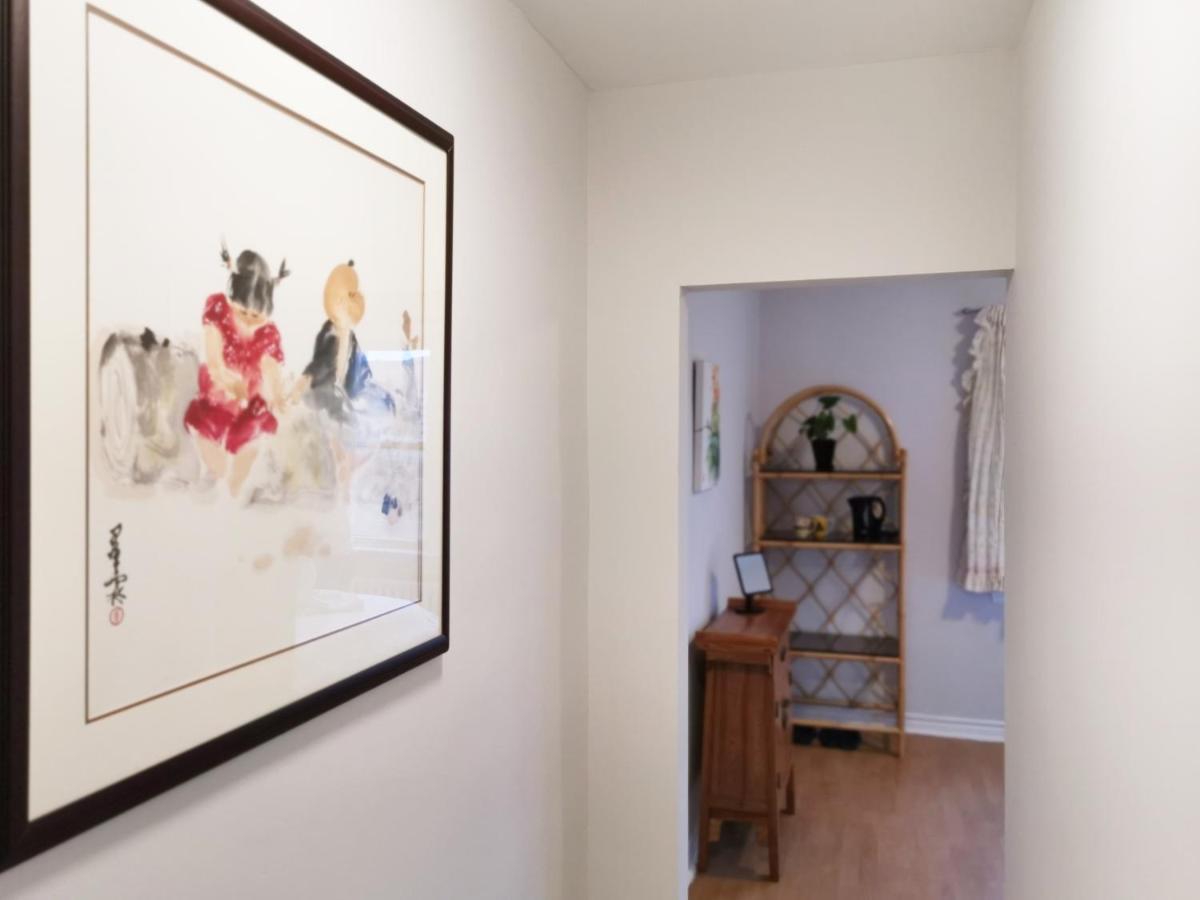 Апартаменты Cozy Private Rm Heart Of North York Free Parking Full Kitchen Close To Downtown Торонто Экстерьер фото