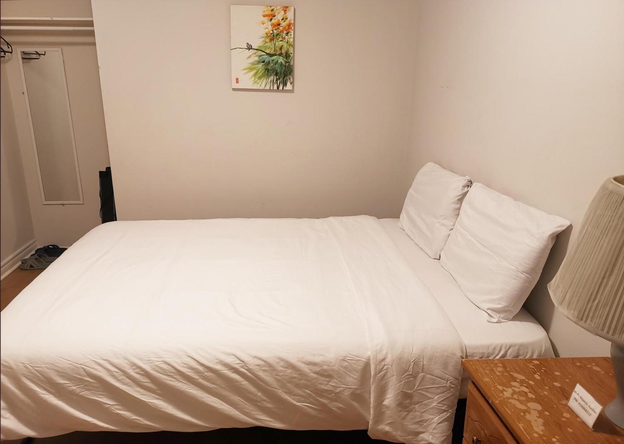 Апартаменты Cozy Private Rm Heart Of North York Free Parking Full Kitchen Close To Downtown Торонто Экстерьер фото